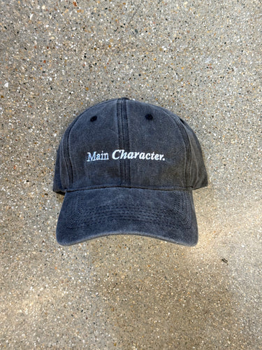 MAIN CHARACTER HAT