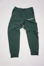 Load image into Gallery viewer, MEN&#39;S PIGMENT DYED SWEATPANTS- ALPINE GREEN